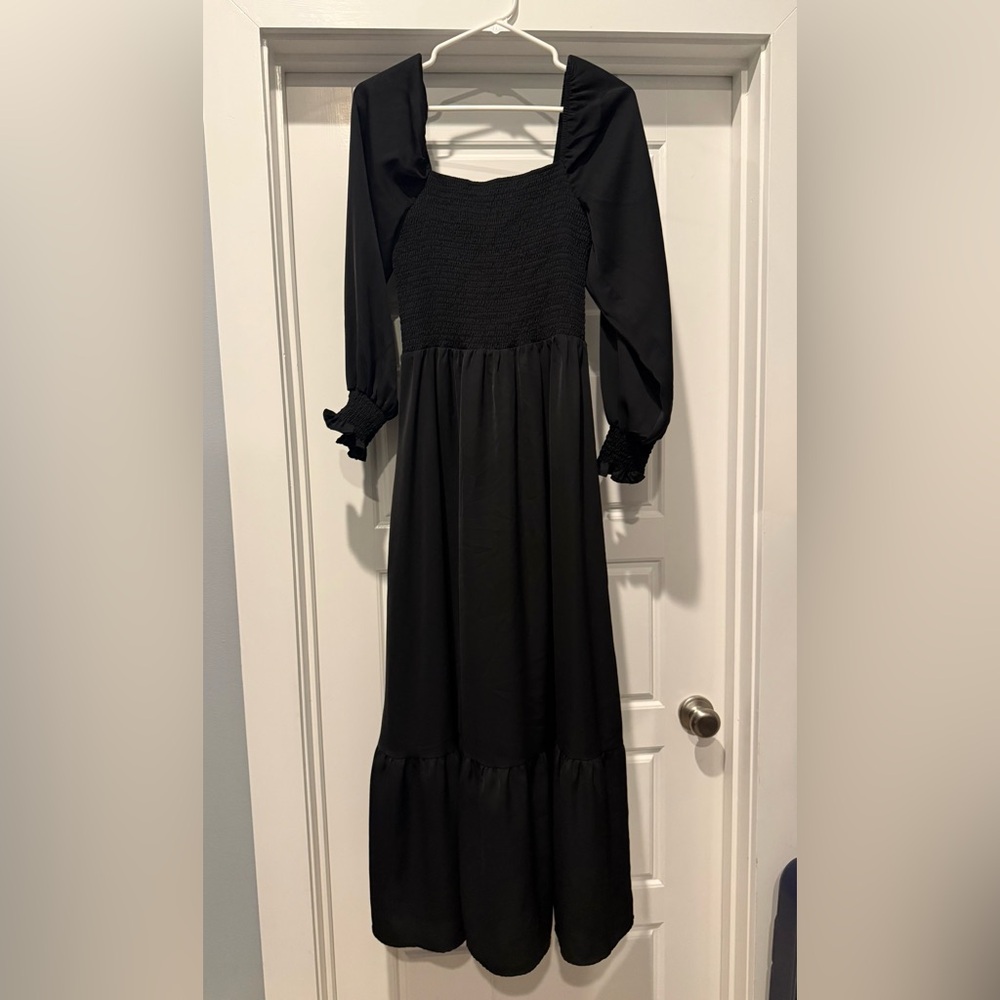 Black Long Sleeve Smocked Bodice Maxi Dress